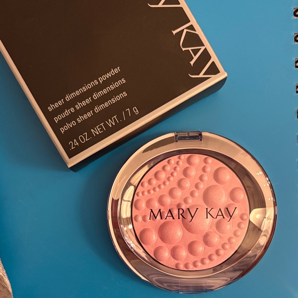 Mary Kay Sheer Dimensions Powder - Soft Pink